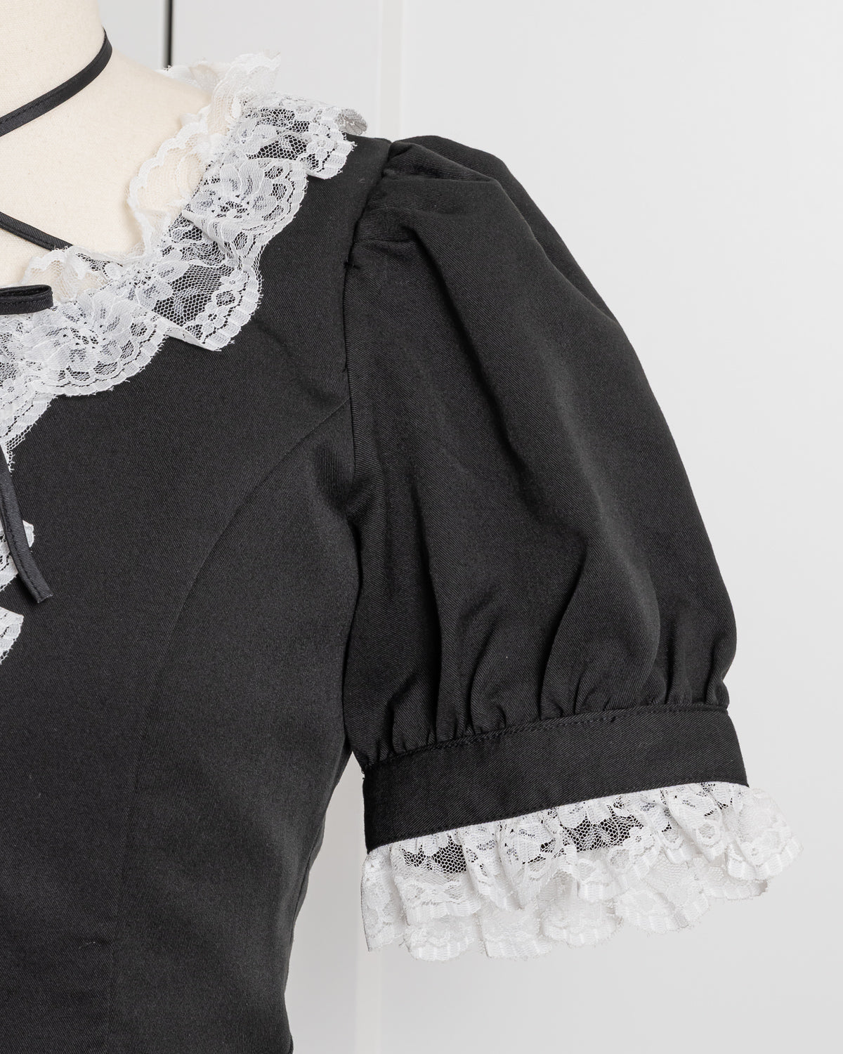 レースフリルティアードミニワンピース