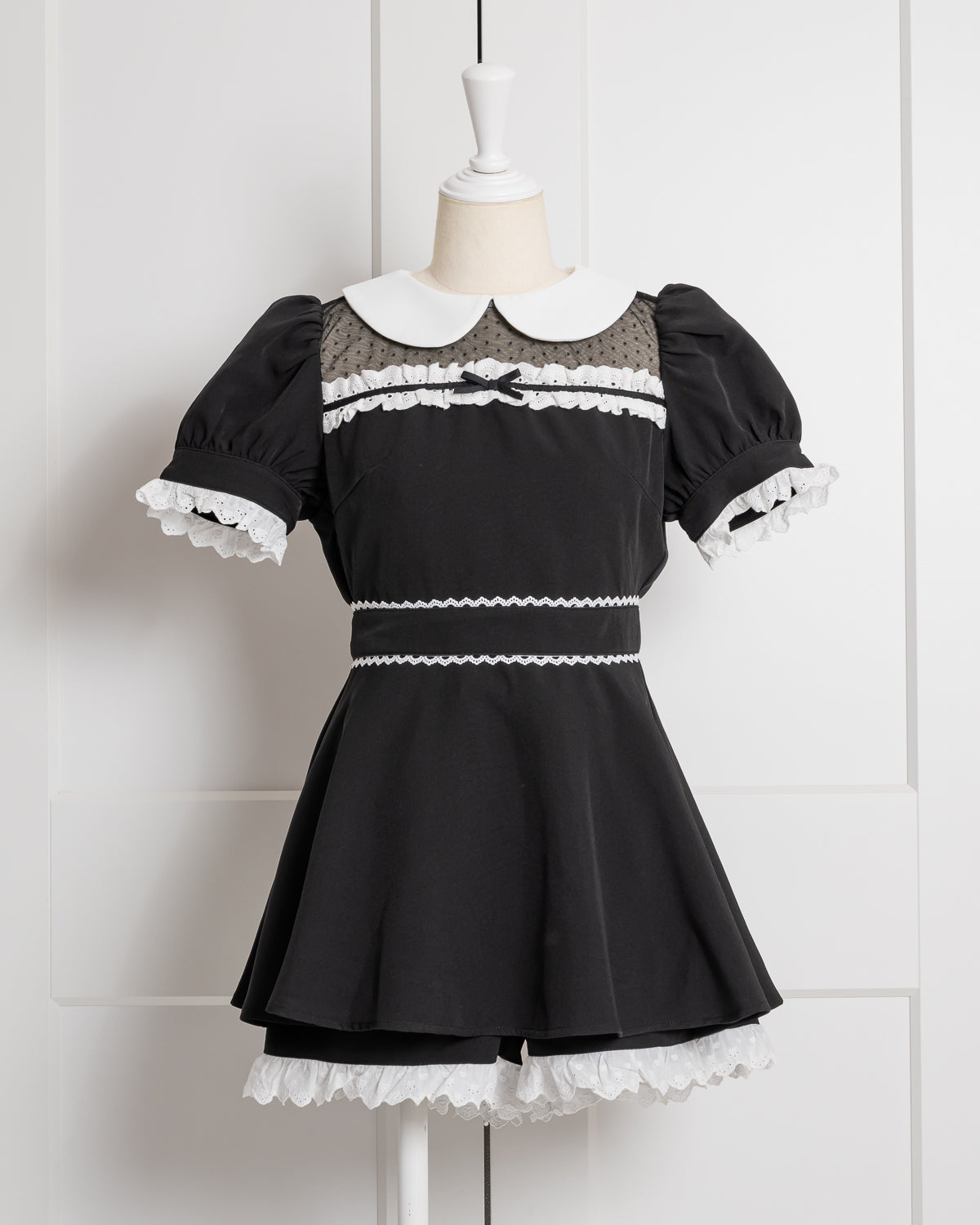 カラー:ブラック