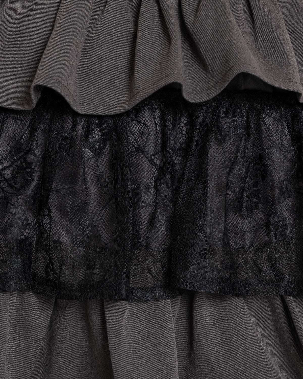 ハイウエストレースティアードスカート