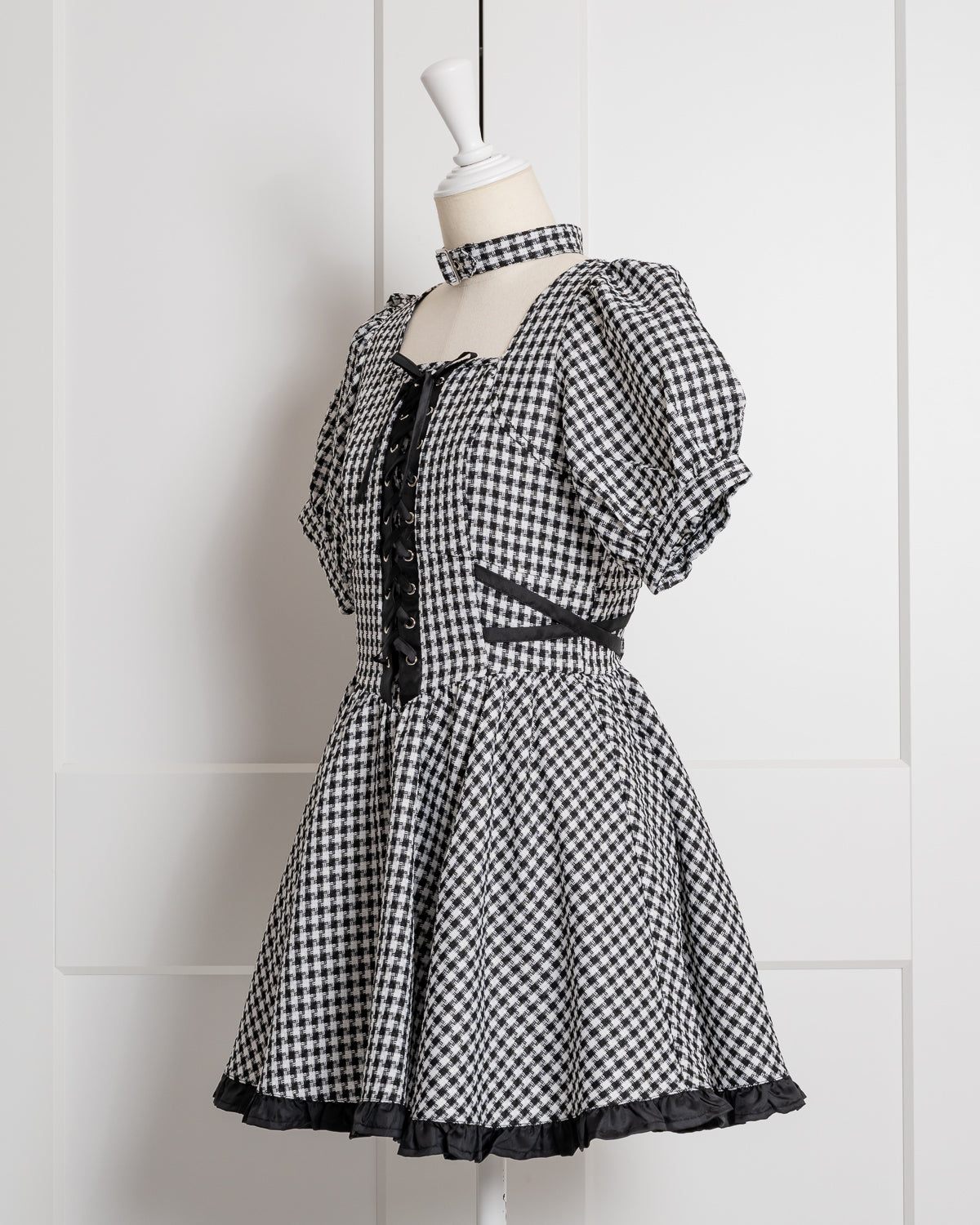 サイドクロスチョーカーフレアワンピース