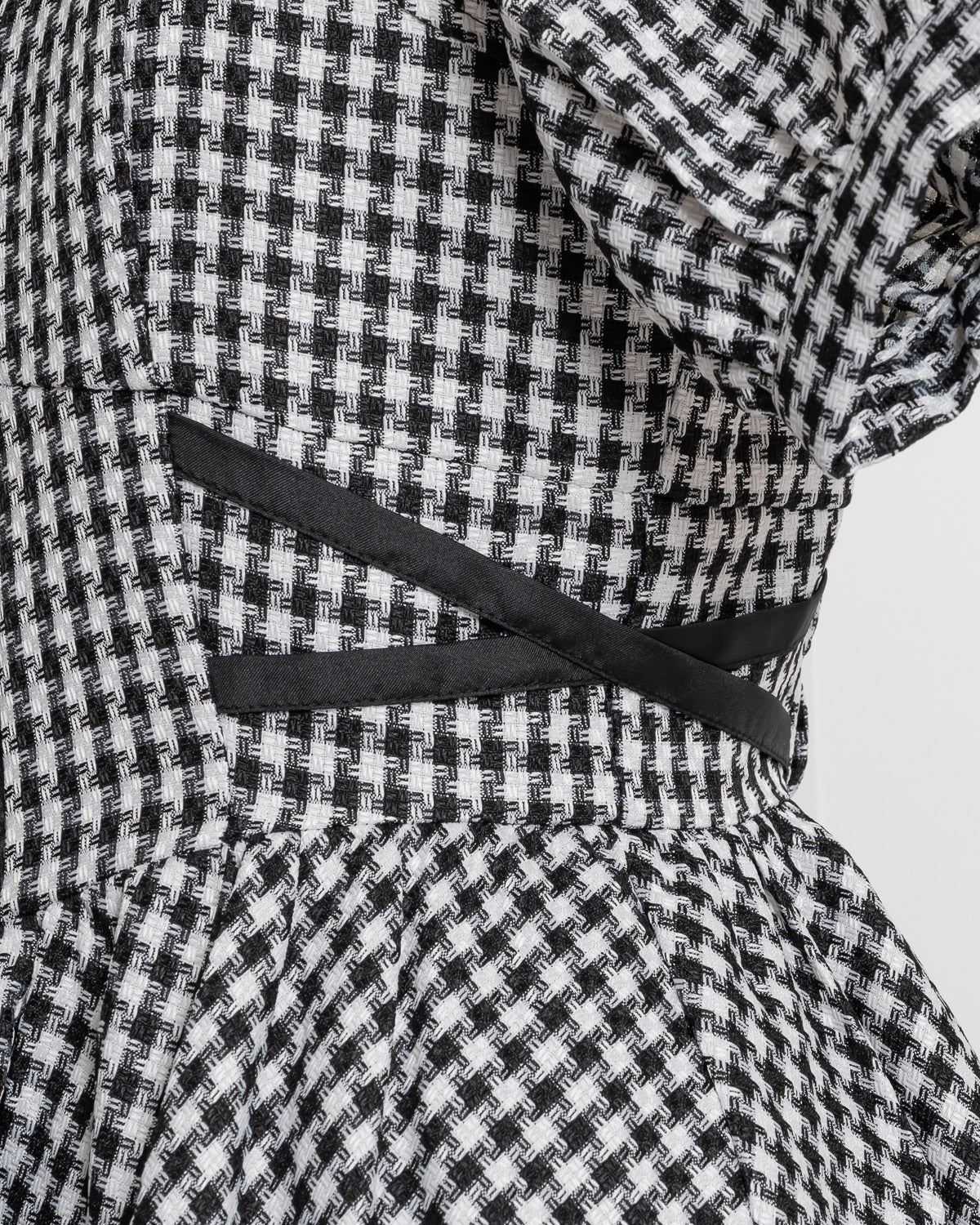 サイドクロスチョーカーフレアワンピース