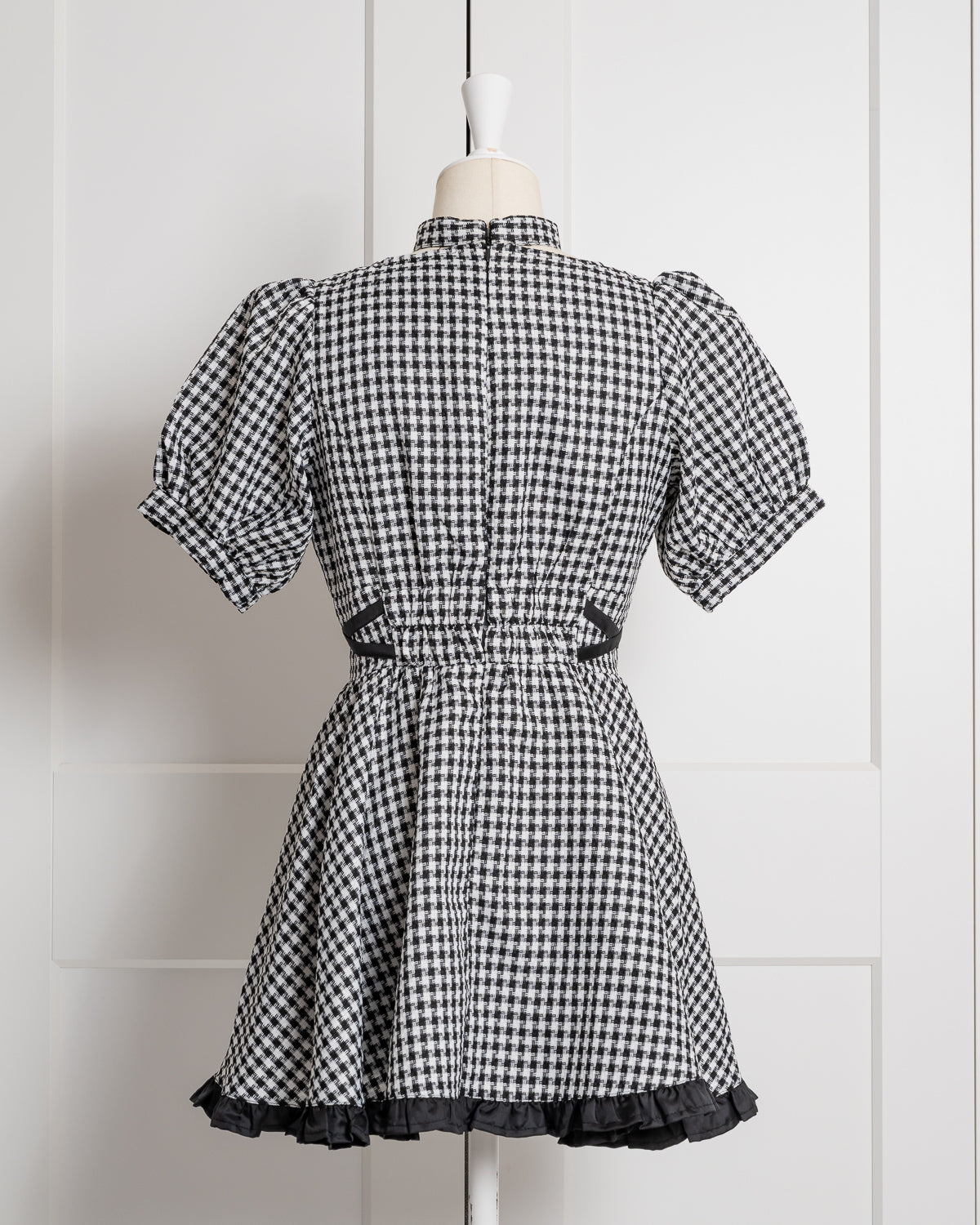 サイドクロスチョーカーフレアワンピース