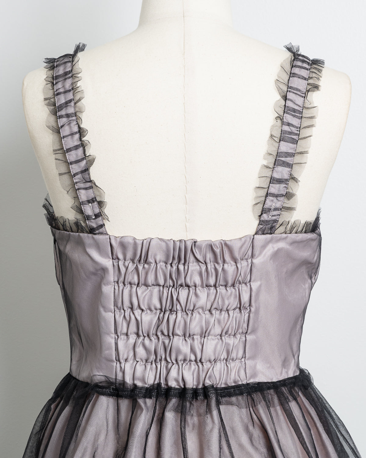 チュールフリルジャンパースカート