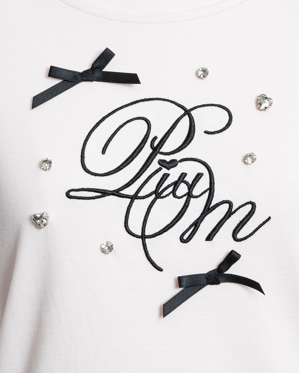 リボンビジューロゴ刺繍Tシャツ