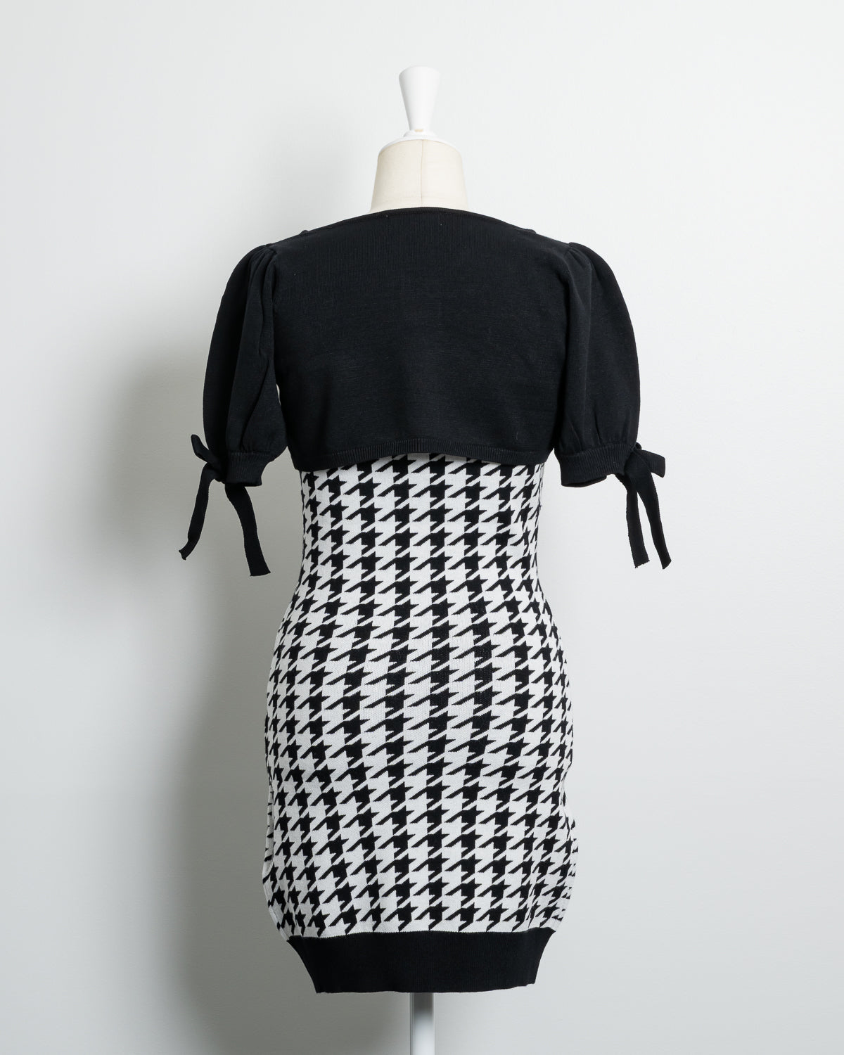 リボンニット×千鳥柄ニットワンピース