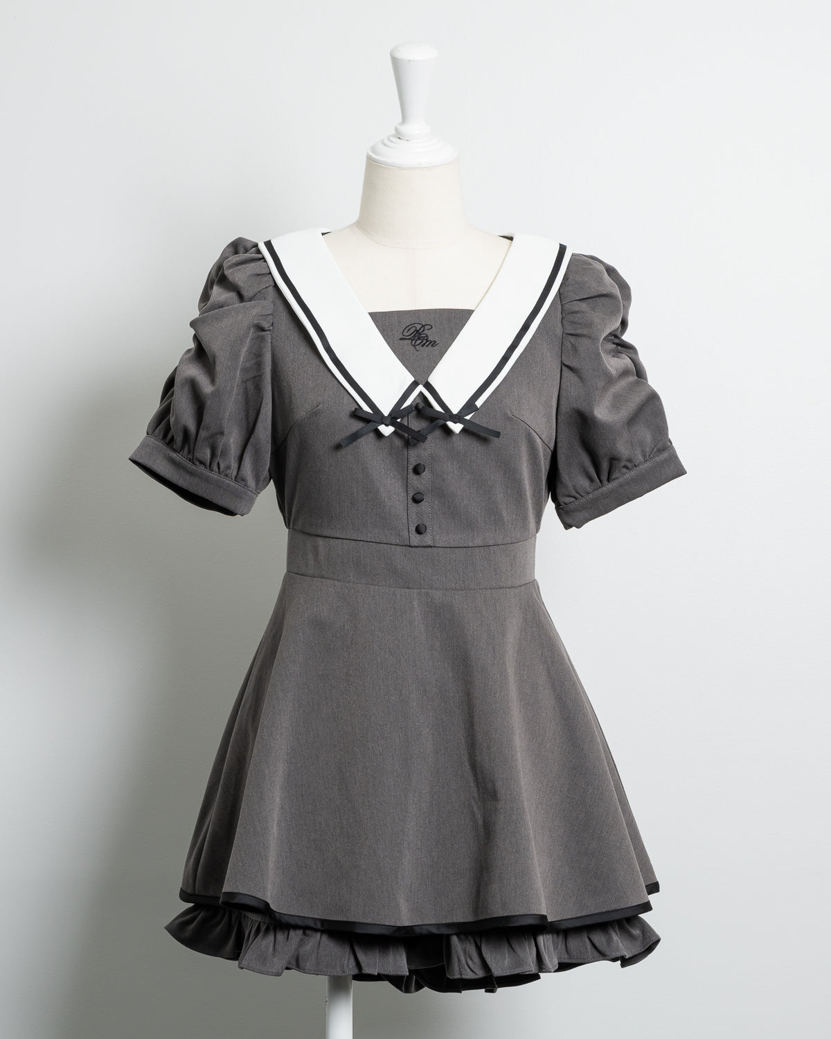 カラー:チャコール