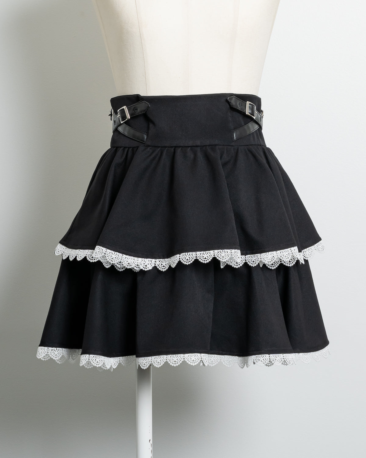 カラー:ブラック×ホワイト