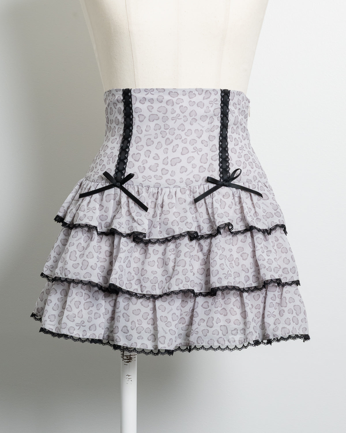 カラー:ベージュ