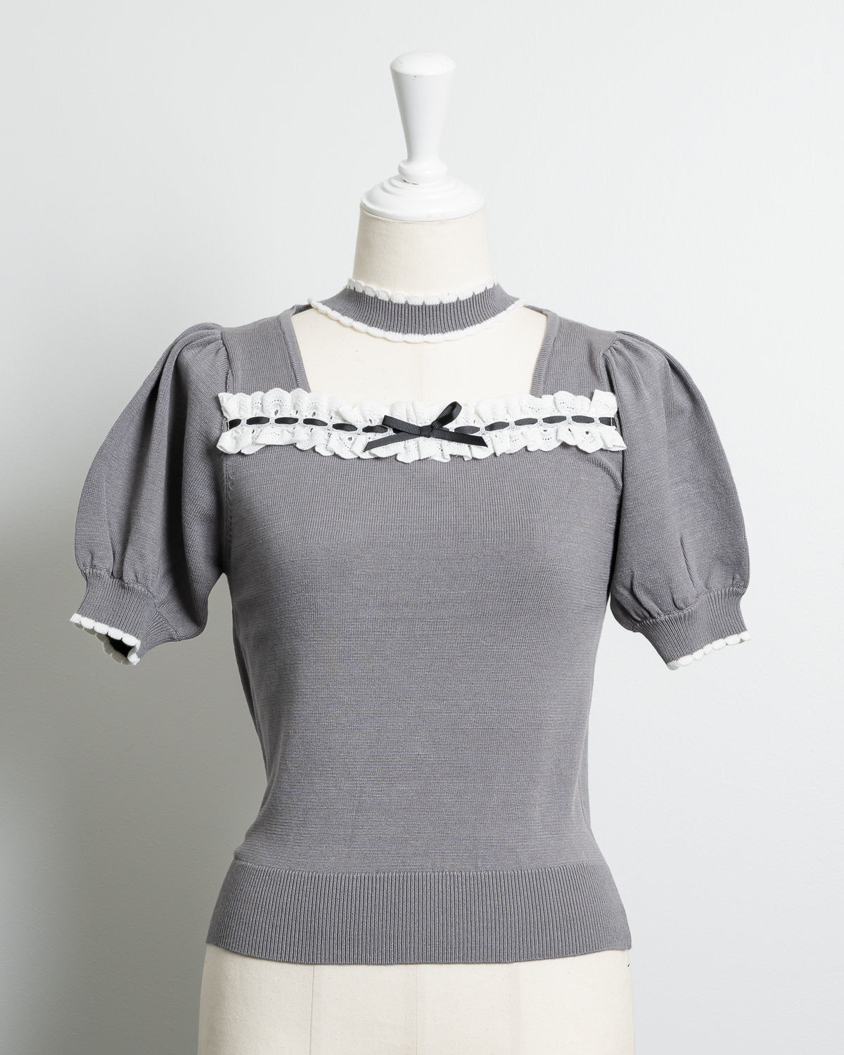 カラー:チャコール