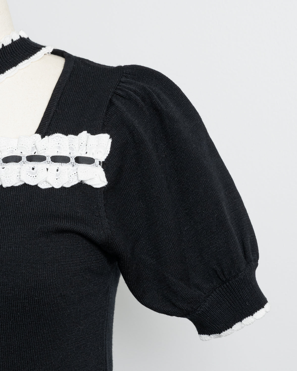 コットンフリルチョーカーニット