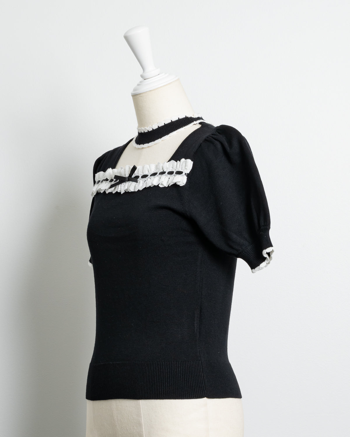 コットンフリルチョーカーニット