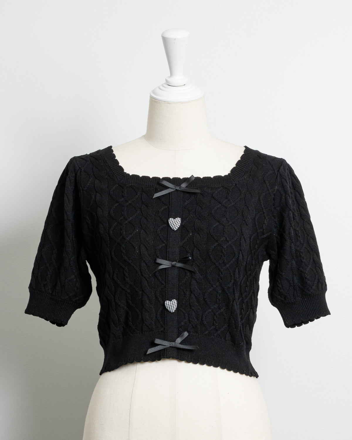 カラー:ブラック