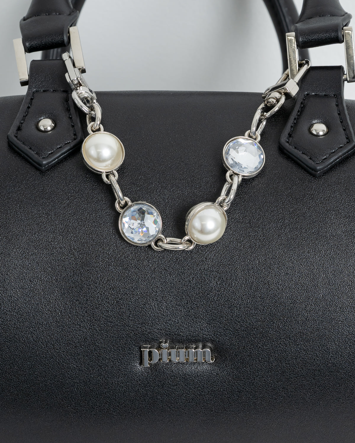 ビジュー付きハート型ボストンバッグ