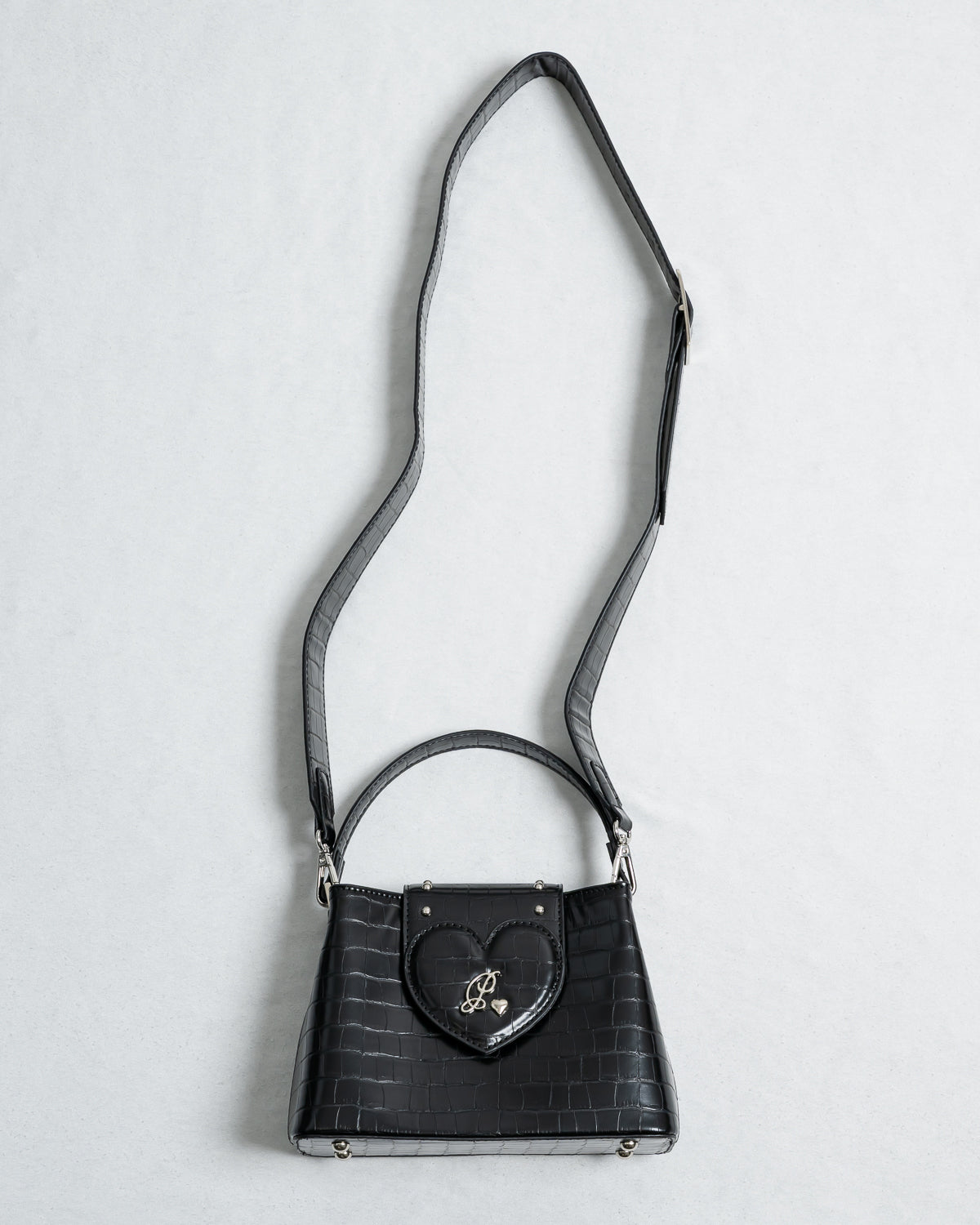 フロントハートクロコ仕切りバッグ
