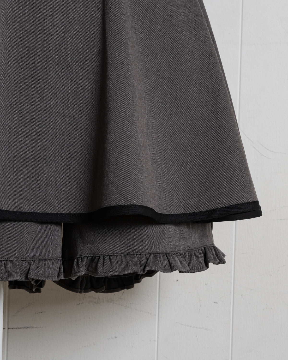 カットアウトバイカラーセットアップ