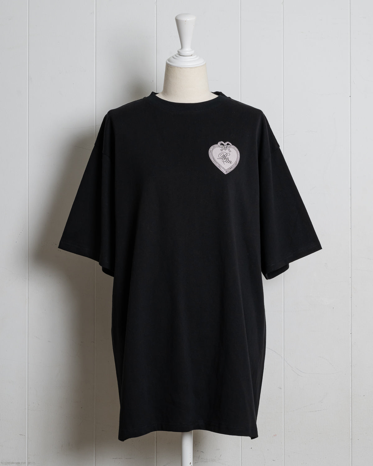 カラー:ブラック