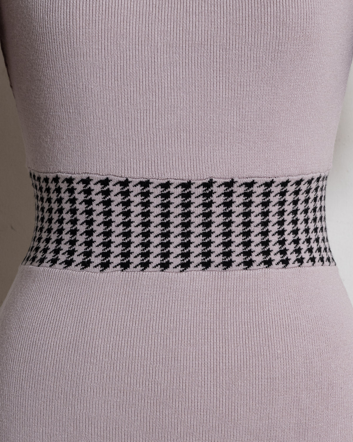 ビジューチョーカー千鳥ベルトニットワンピ