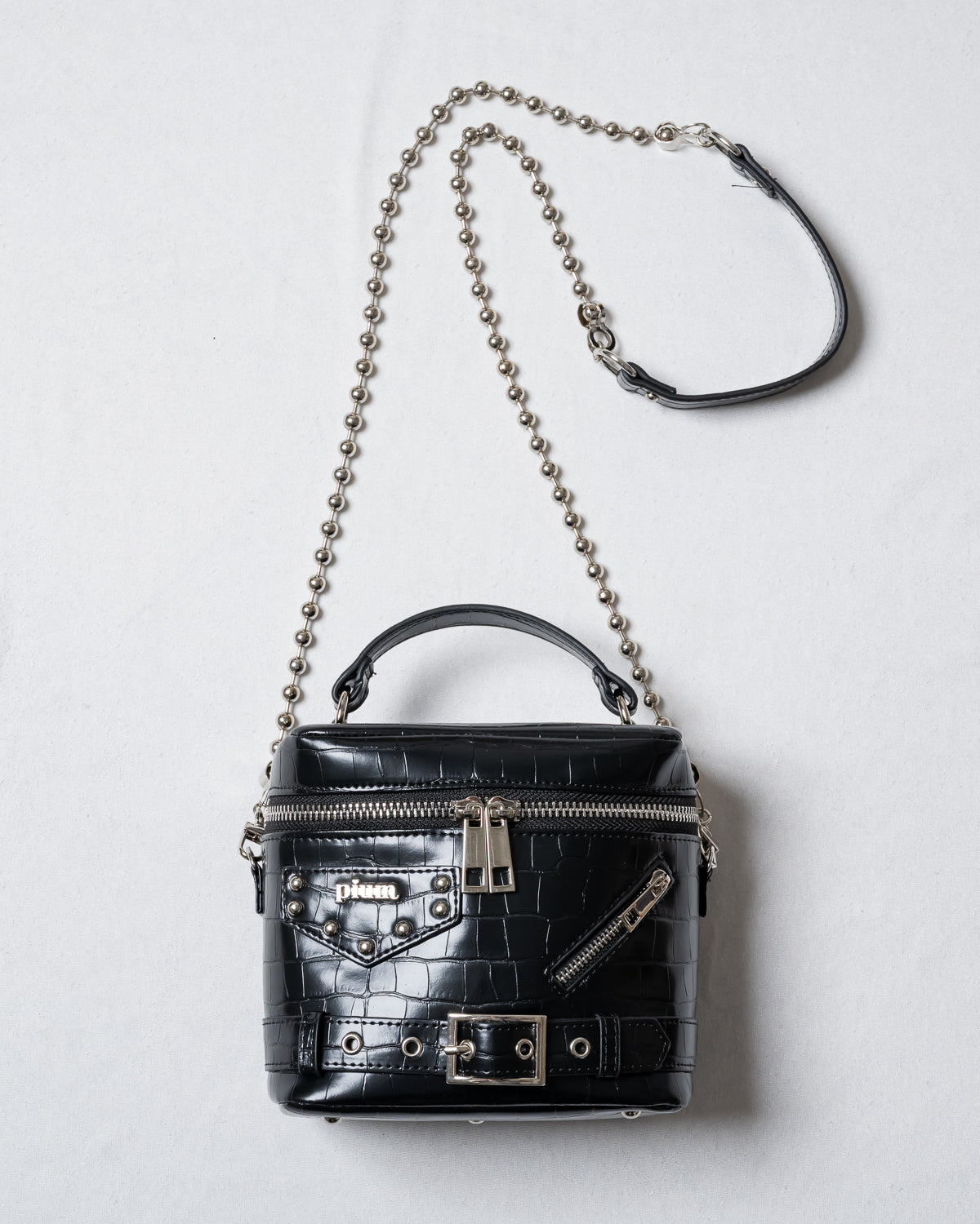 カラー:ブラッククロコ