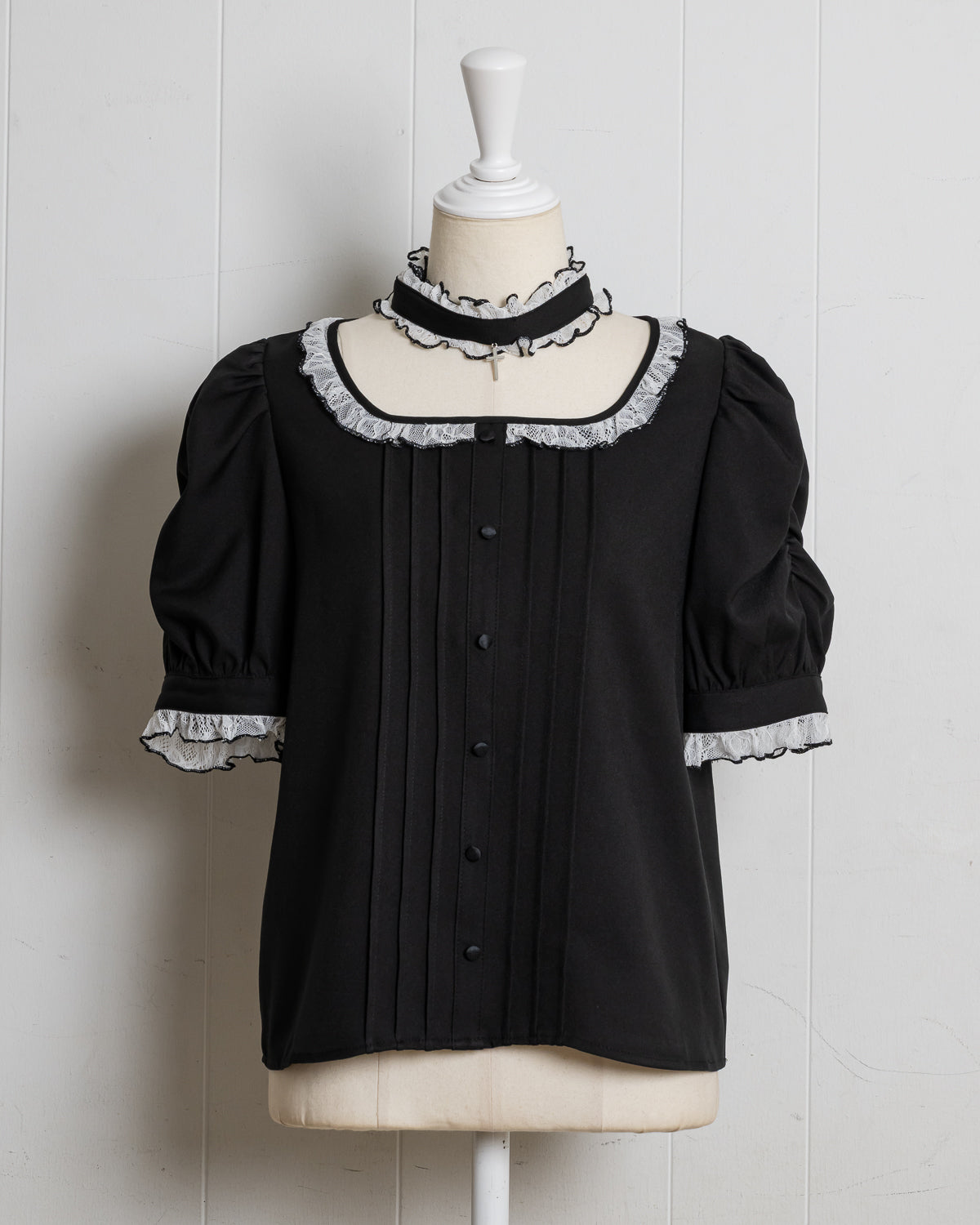 カラー:ブラック