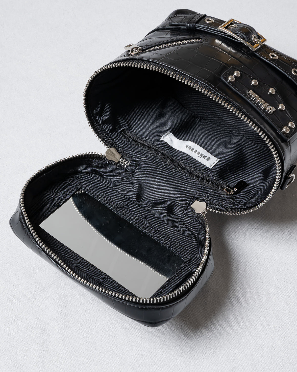 ライダースバニティバッグ