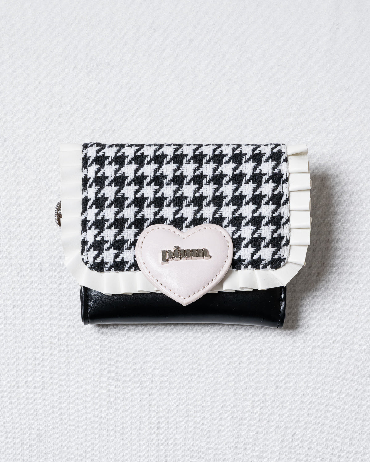 カラー:ブラック×ピンク