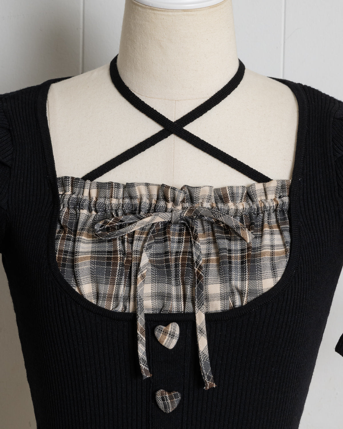 ヨーク切替ハートボタンニット