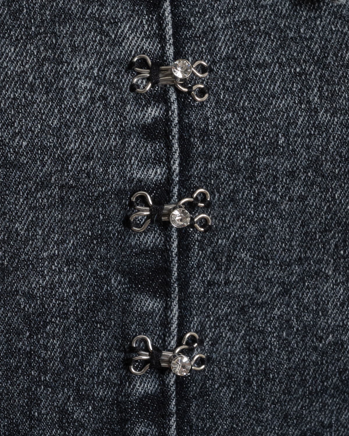 フロントホックティアードジャンパースカート