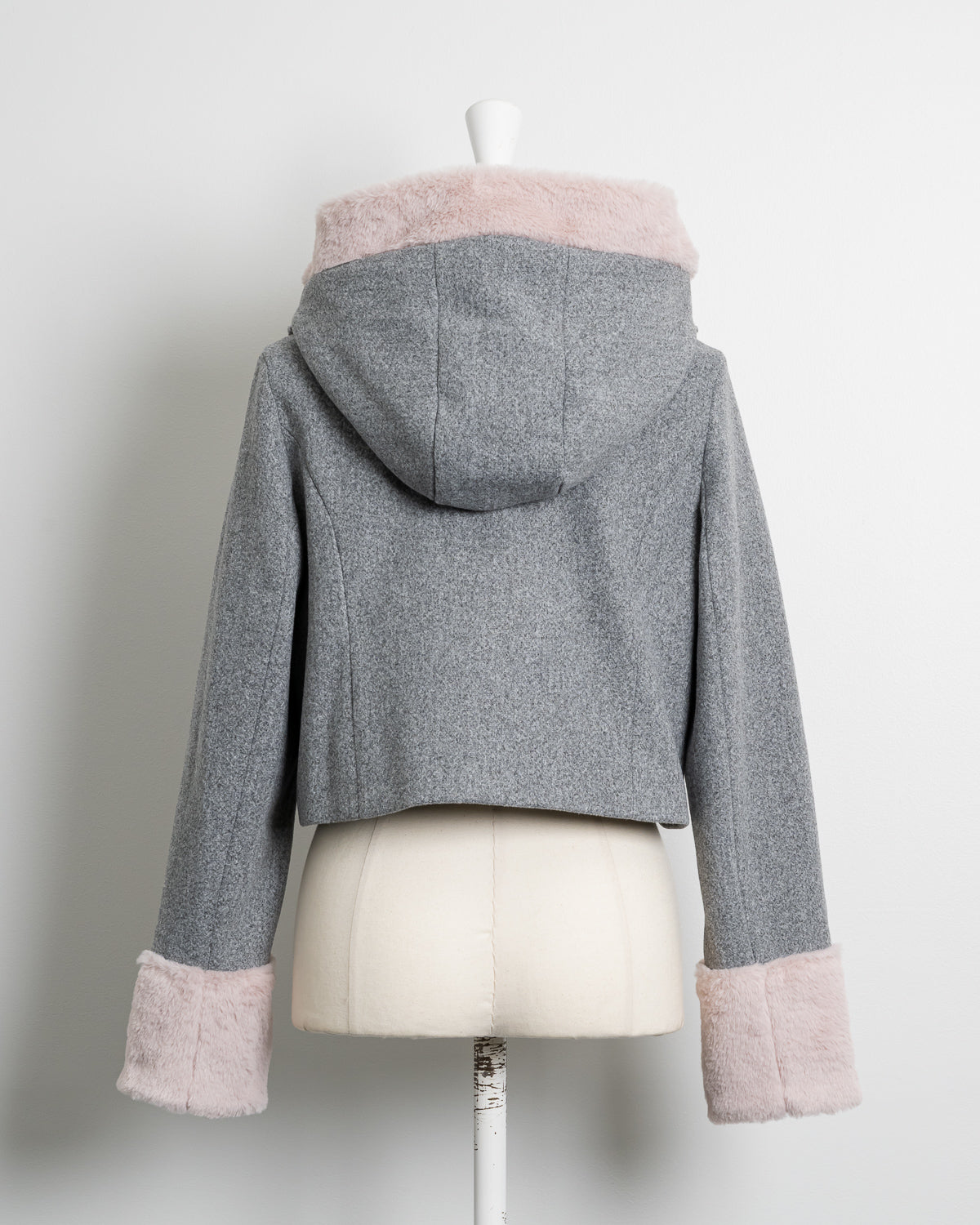 ファーリボンヨークフリルショートコート