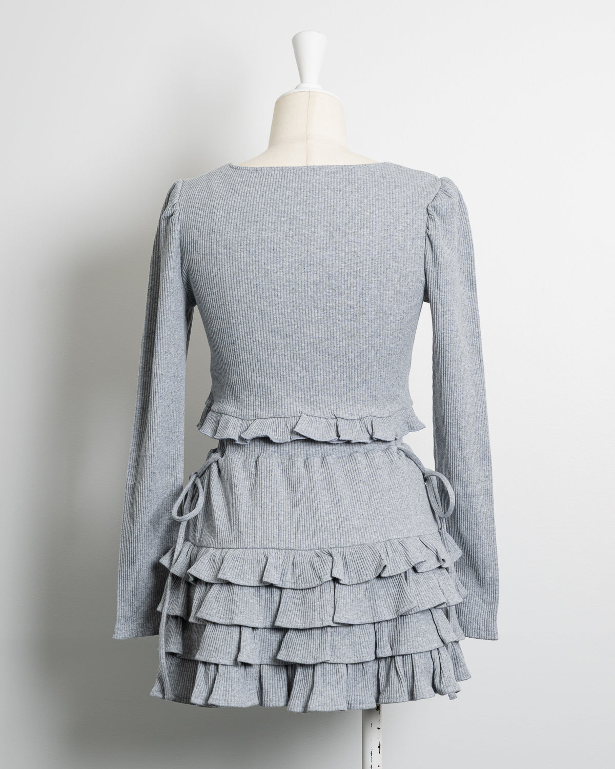 ドーリーフリルカットソーセットアップ