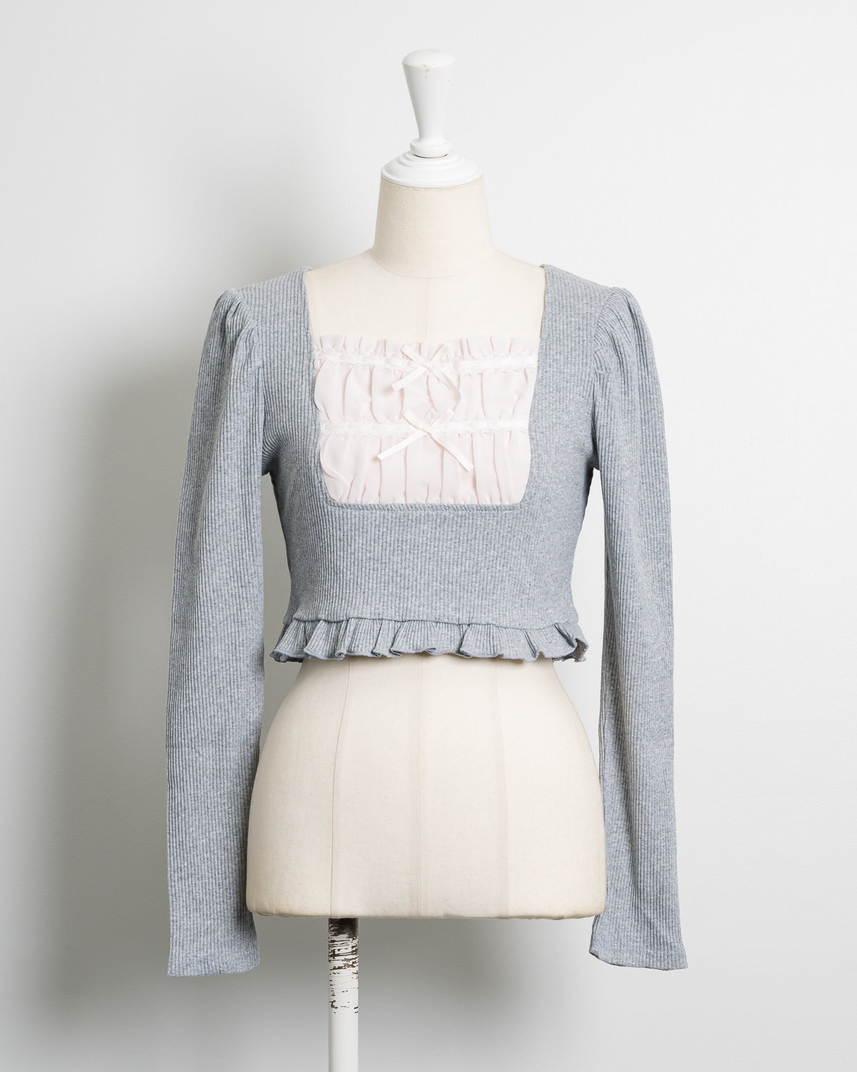 ドーリーフリルカットソーセットアップ