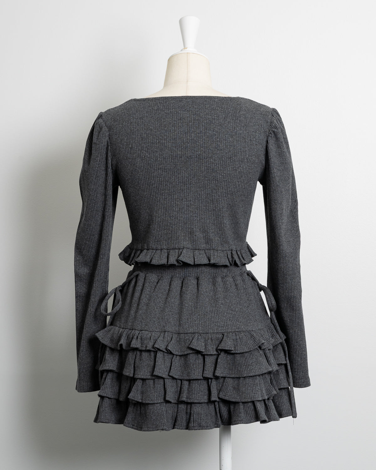 ドーリーフリルカットソーセットアップ