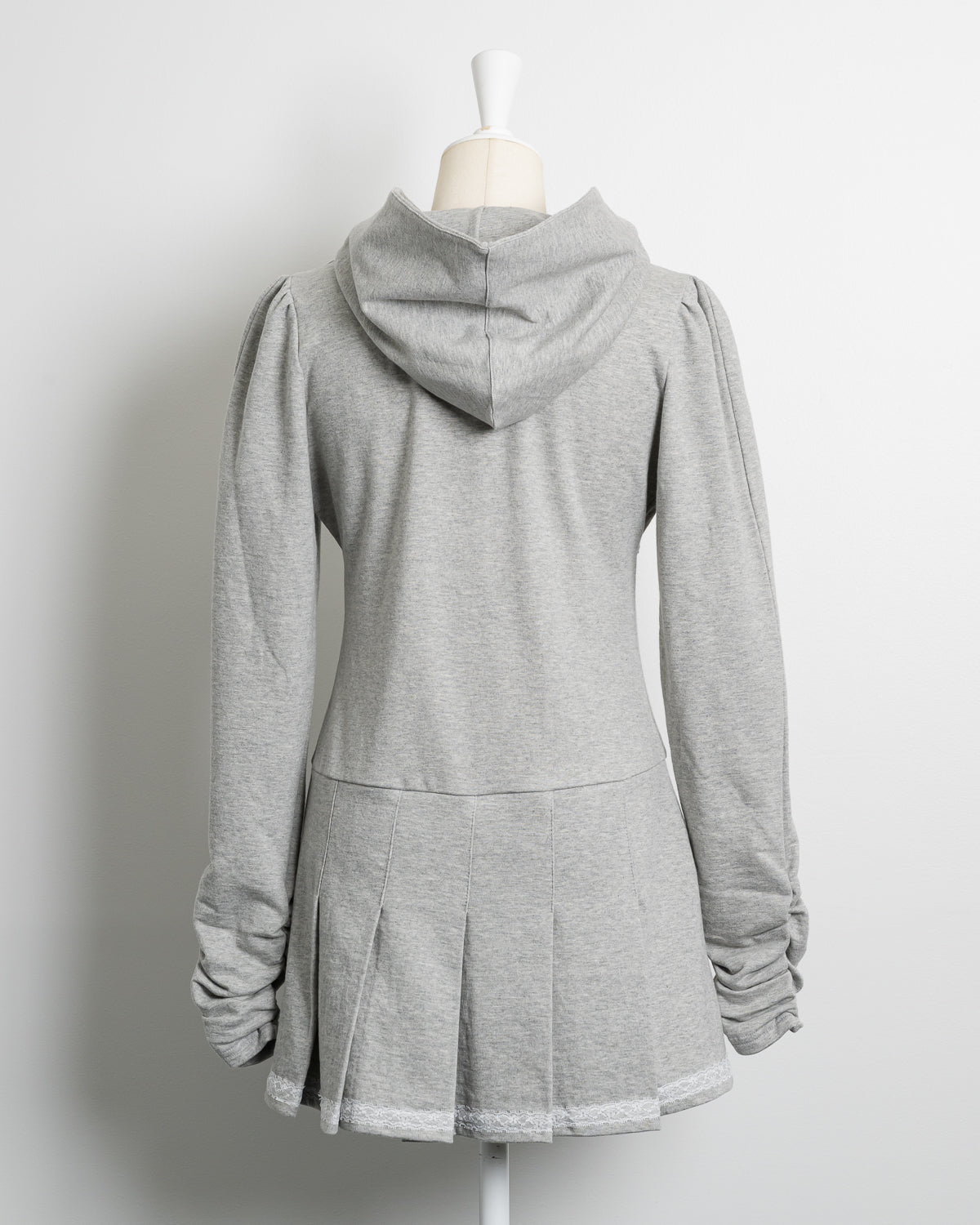 カットアウトプリーツ裏毛ミニワンピ