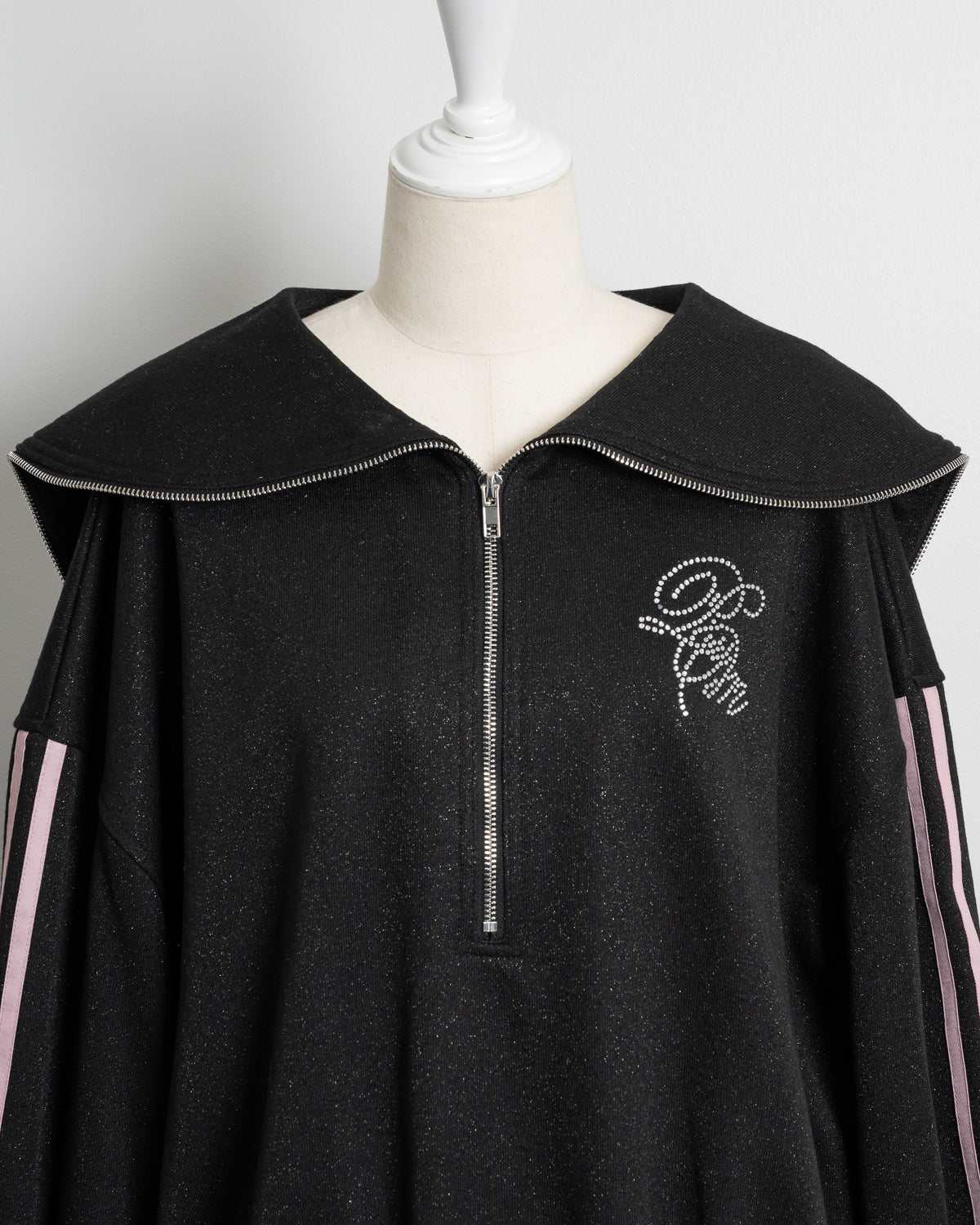 ストーンロゴオーバーサイズラメスウェット