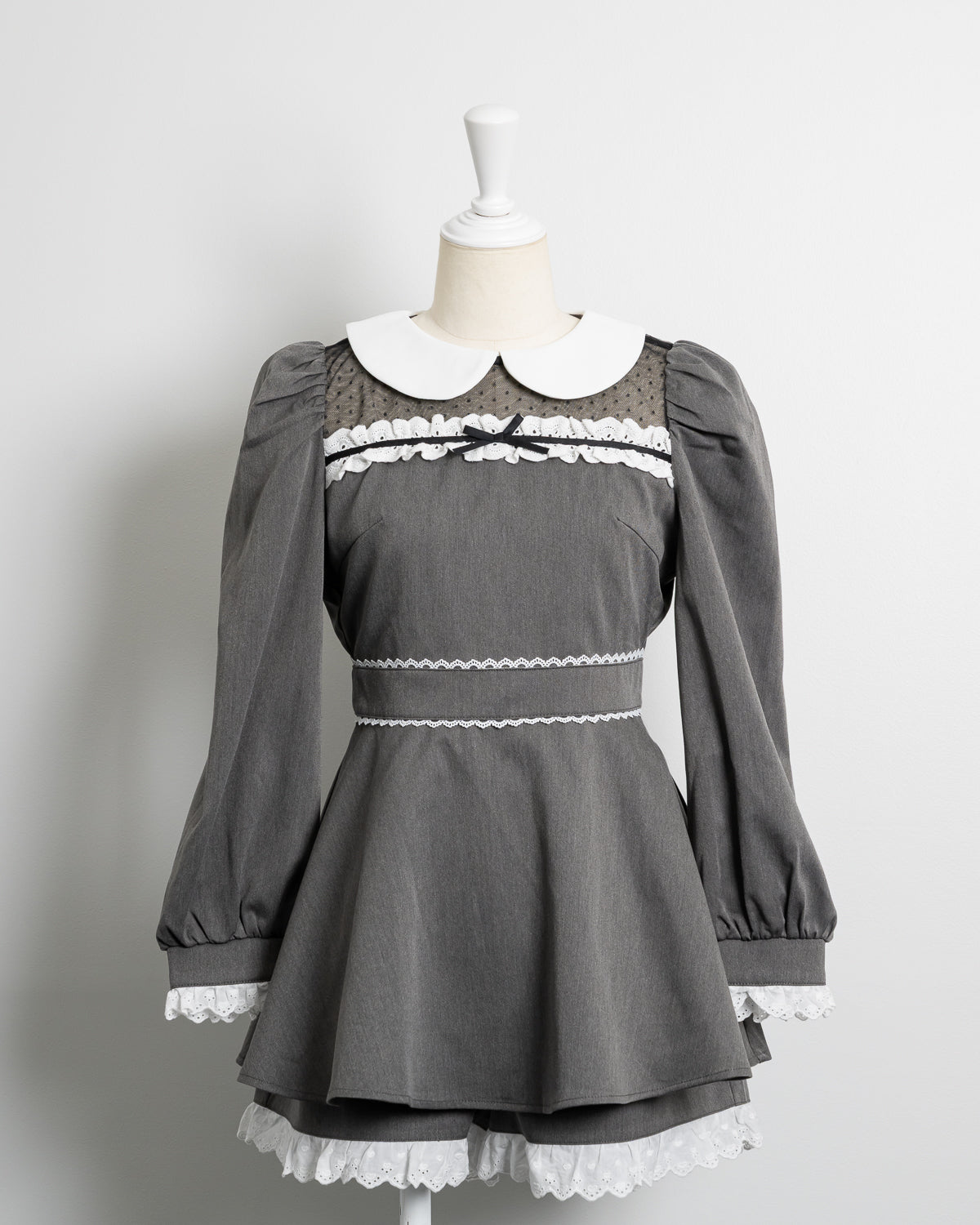 カラー:チャコール