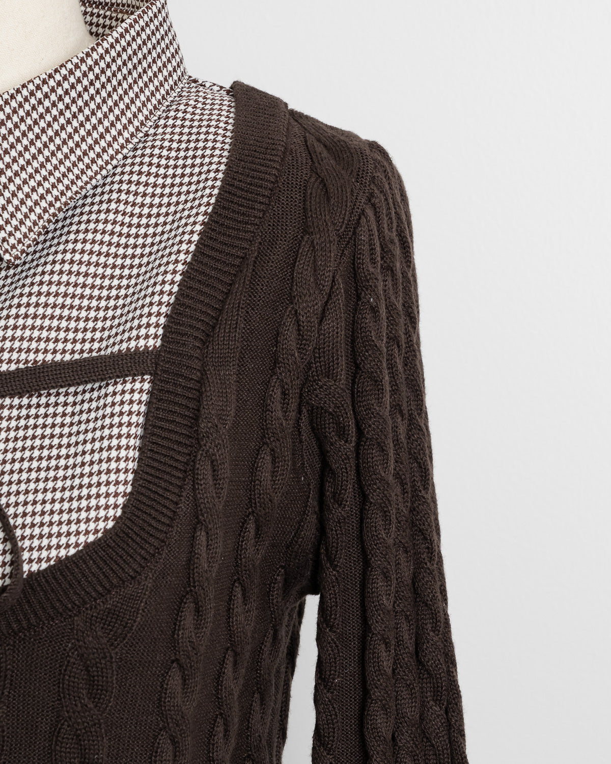 レイヤードケーブル長袖ニット