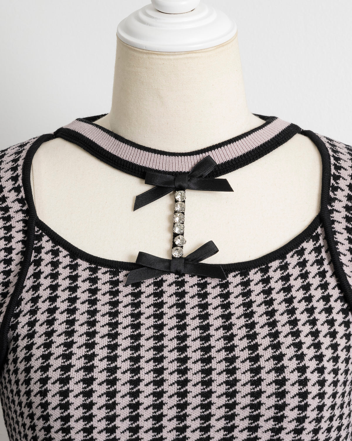 千鳥柄ビジューチョーカーニット