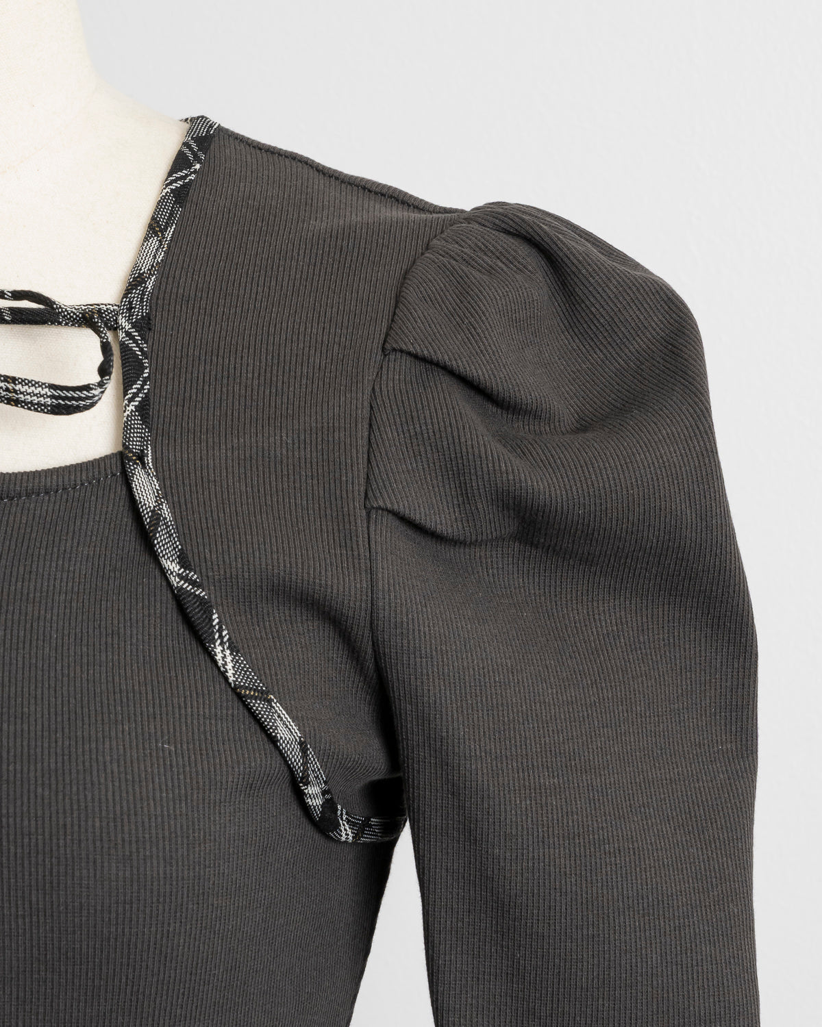 バイカラーチェックカットプリーツワンピース