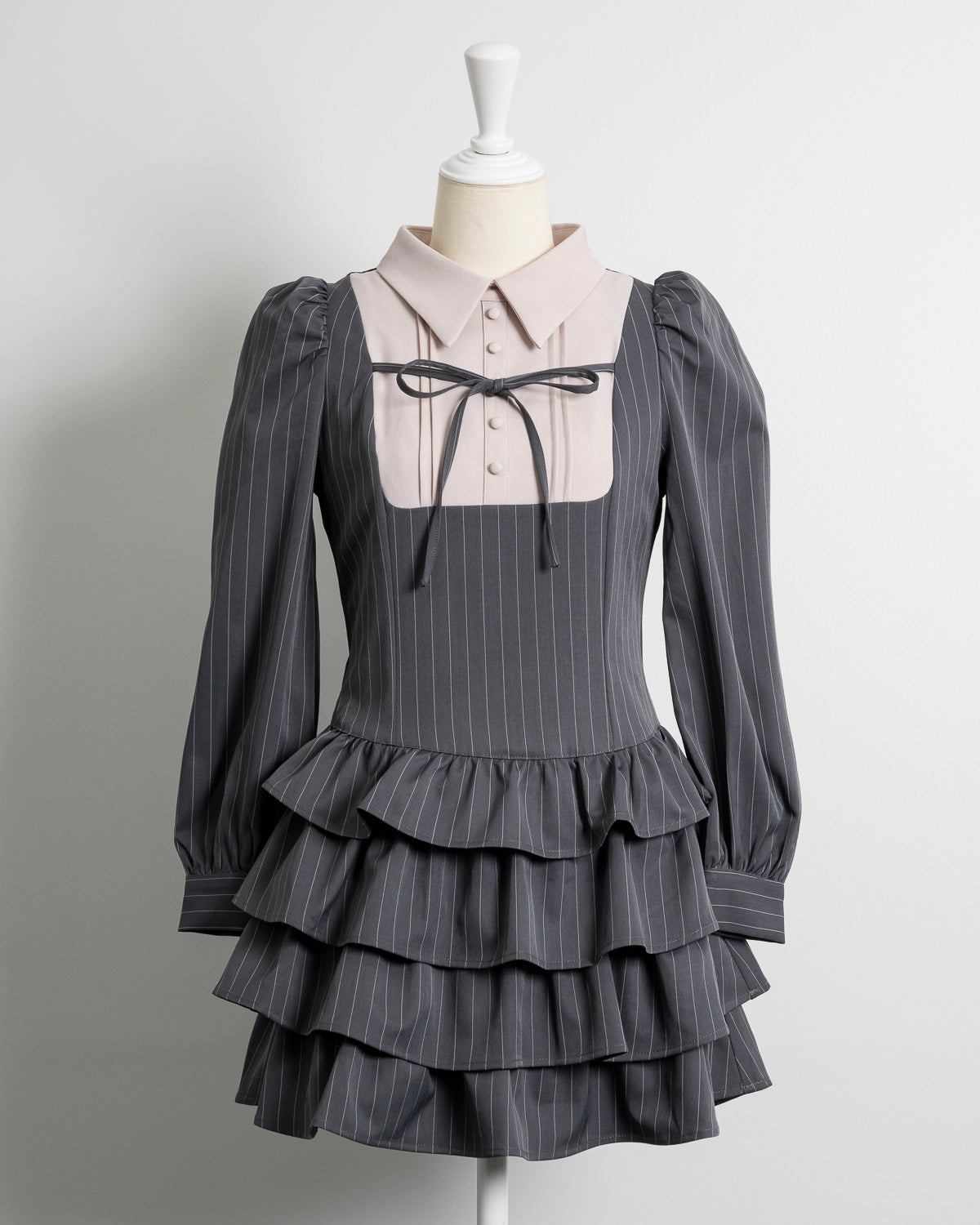 カラー：グレー