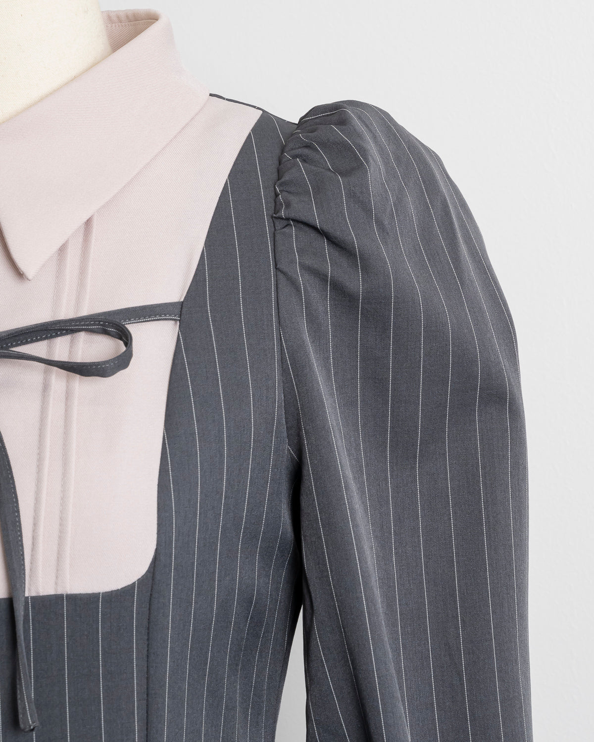 ヨーク切り替えティアードミニワンピース