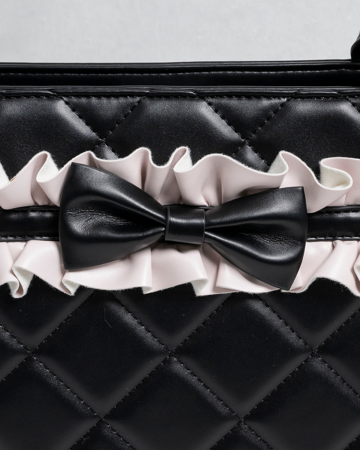 フロントフリルキルティングトート