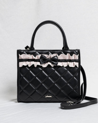 カラー：ブラック×ピンク