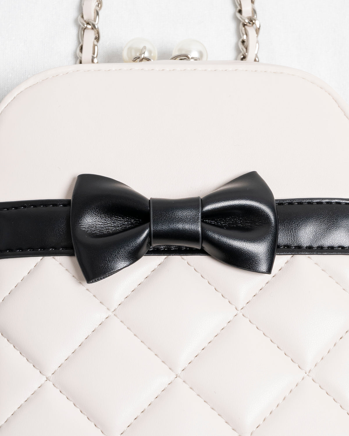 フロントリボンキルティングフォンホルダー