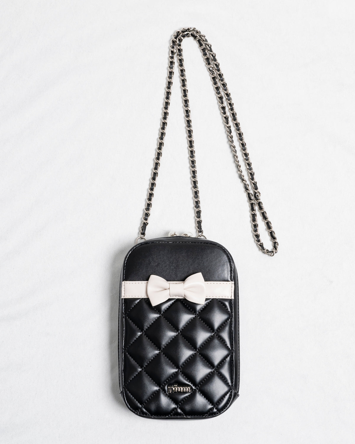 カラー：ブラック×ピンク