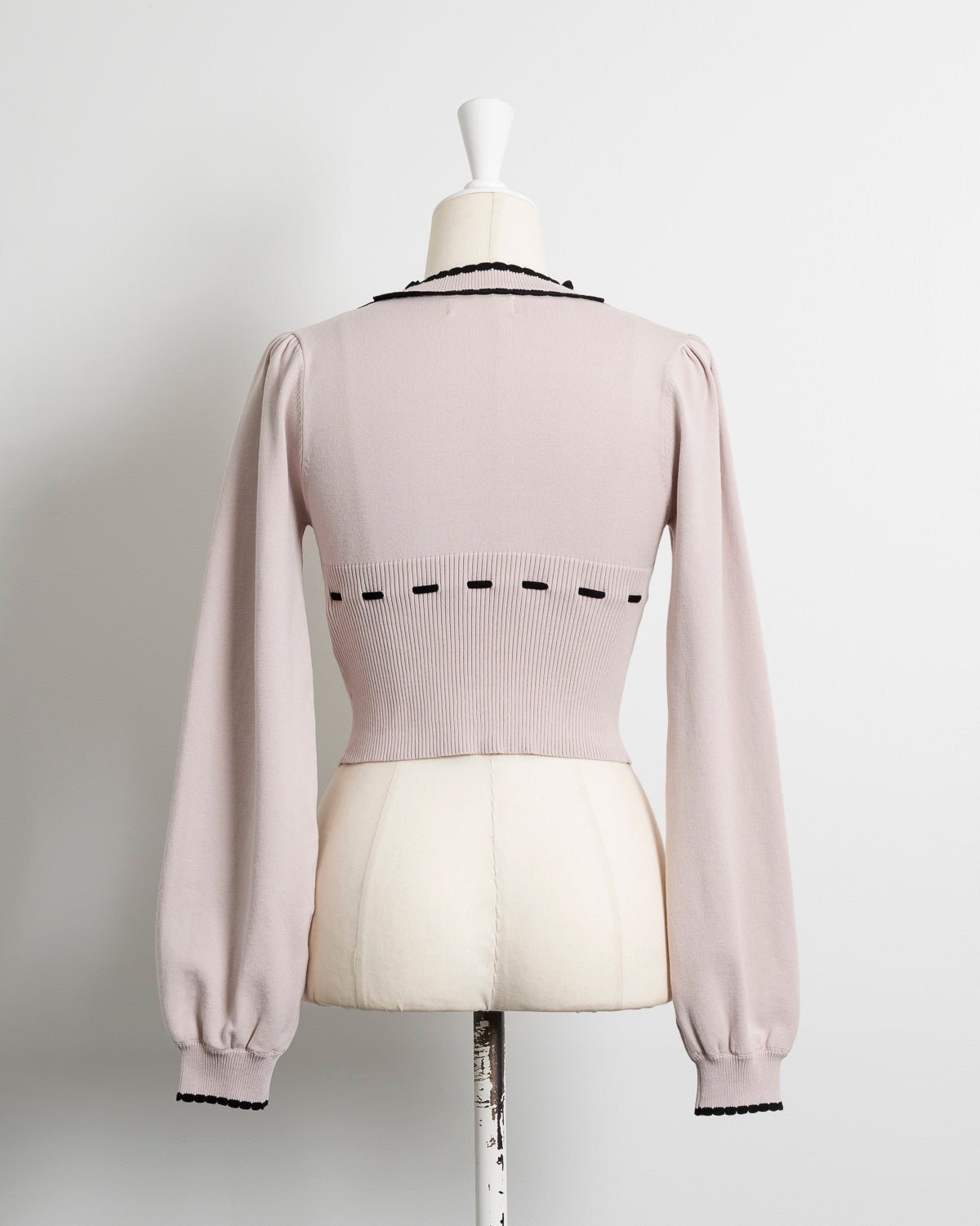 チョーカー付きバイカラーリボンニット