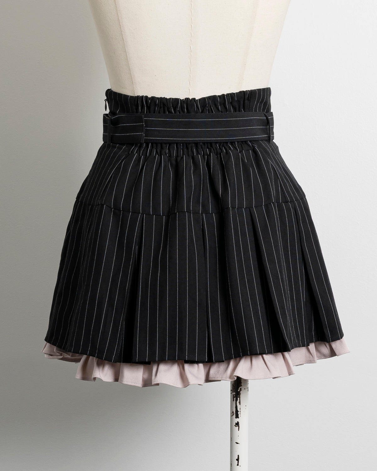 pium ハイウエストフリルプリーツミニスカート ハイウエストフリルプリーツミニスカート – pium