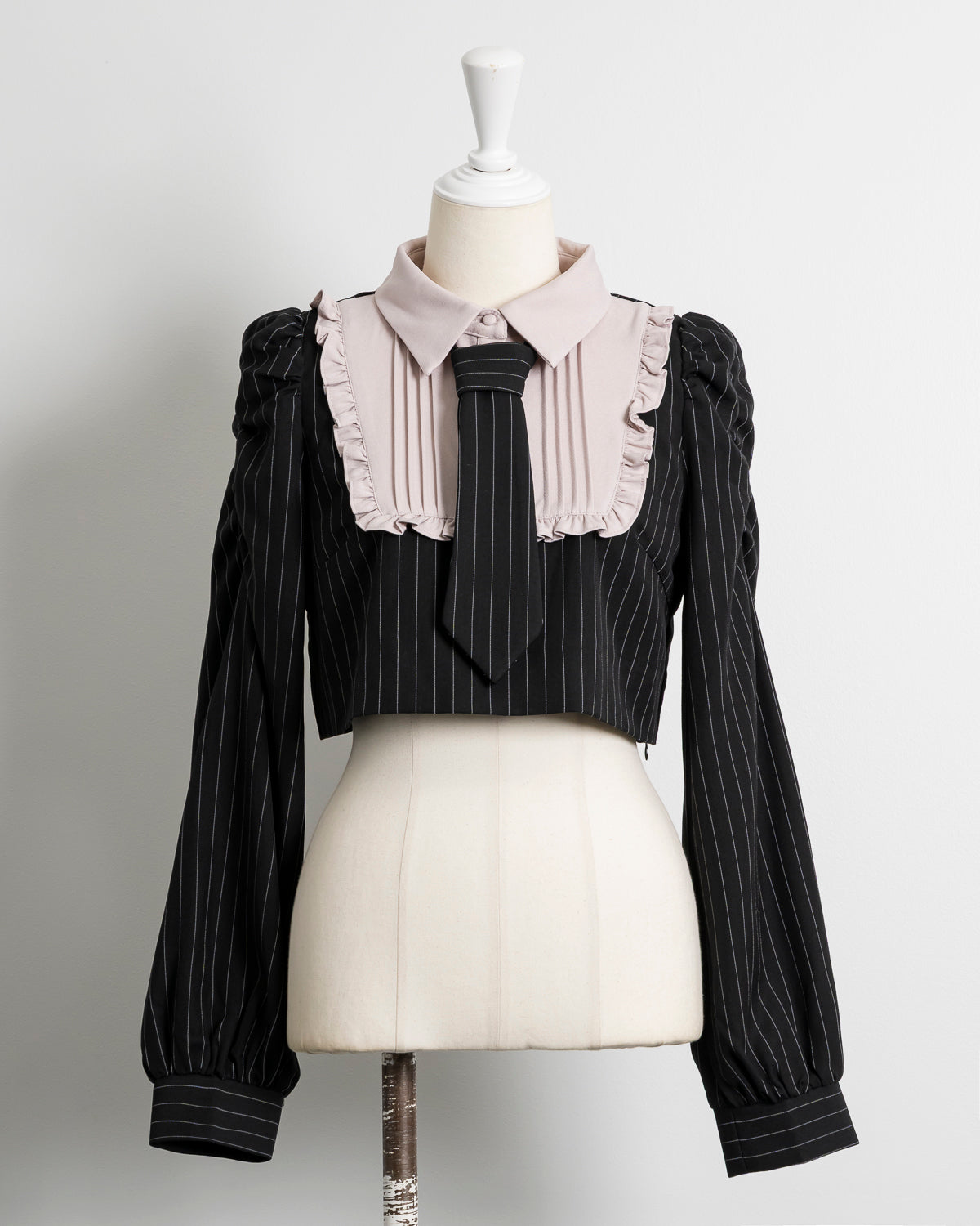 pium ピウム ネクタイ付きスクエアフリルトップス ネクタイ付きスクエアフリル長袖トップス – pium