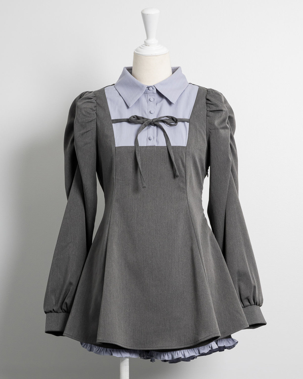 カラー：チャコール