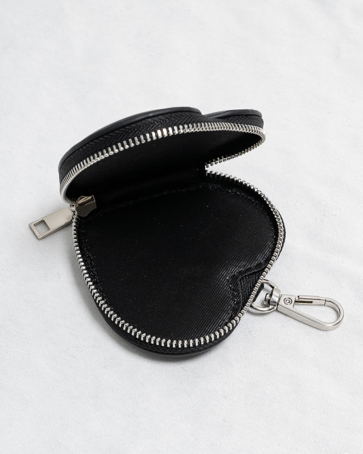 ハートポーチ付きビジューラウンドバッグ