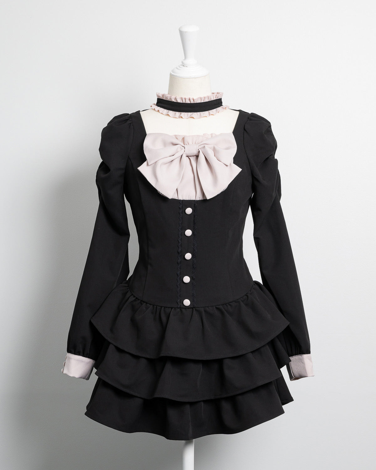 カラー：ブラック×ピンク