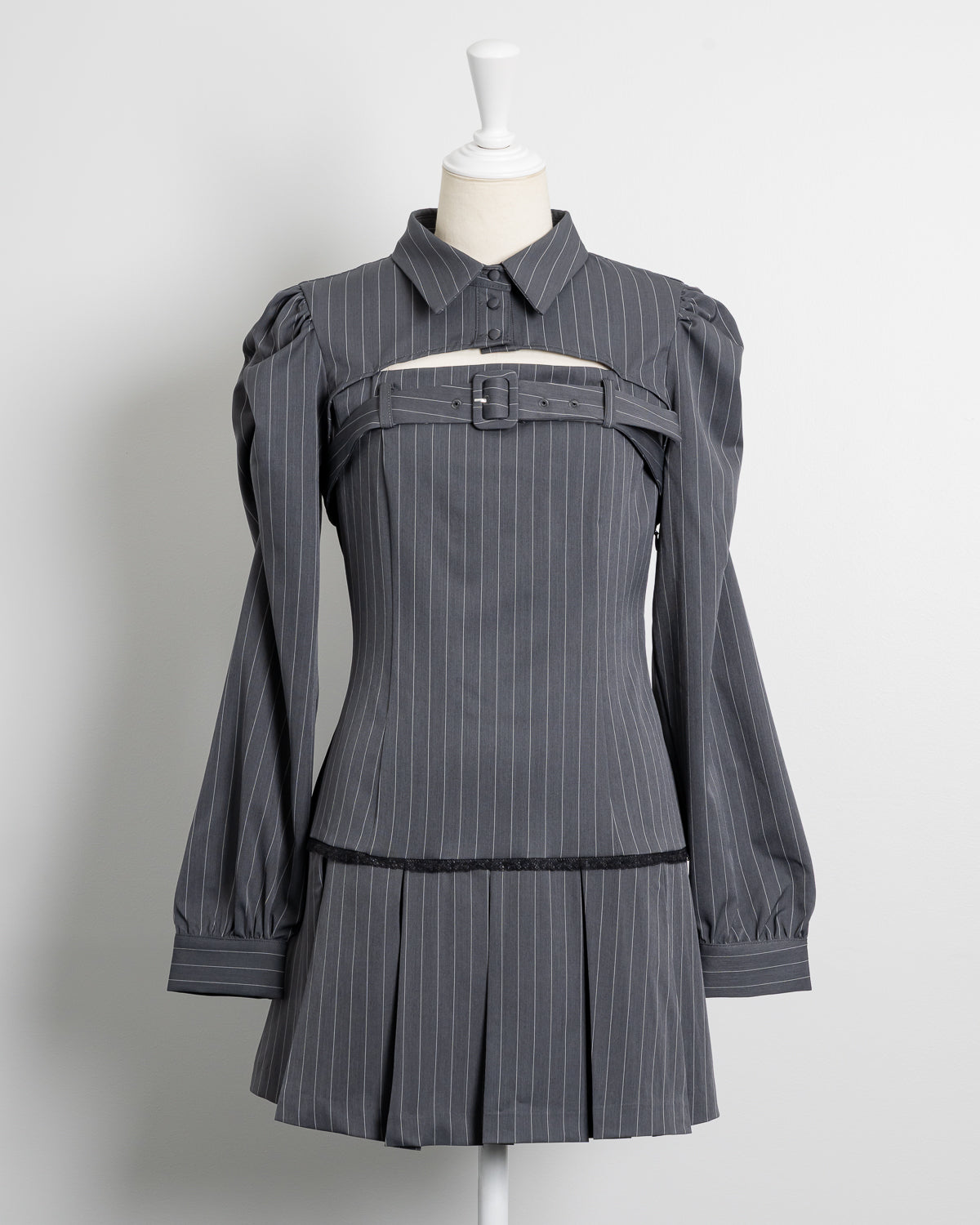 ベルトストライプ長袖ワンピース – pium